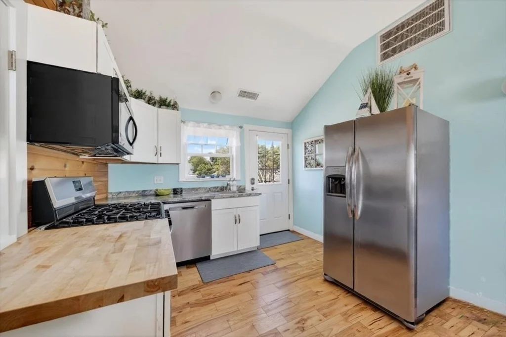 Photo of 33 Oceanside Drive