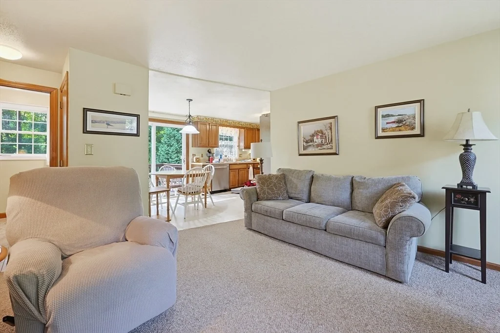 Photo of 7 Hazeltine Rd