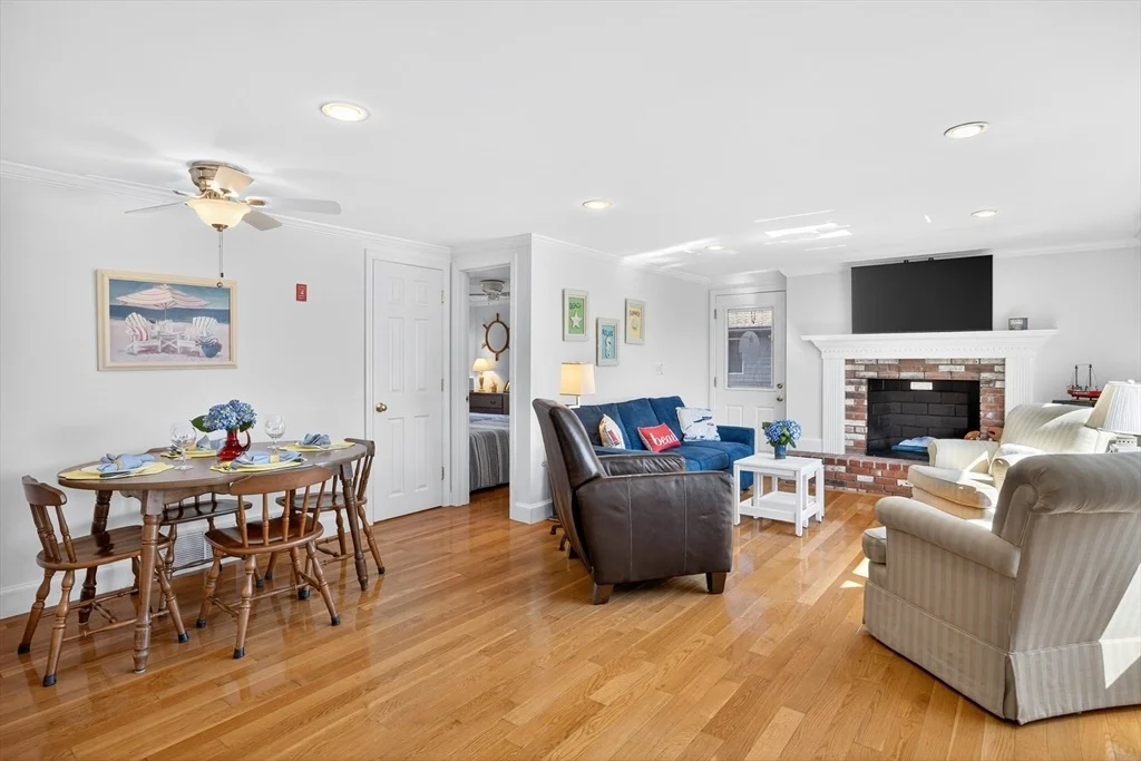 Photo of 35 Shore Dr