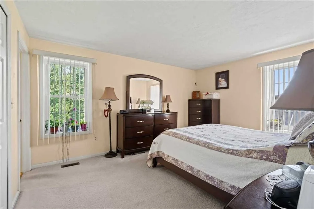 Photo of 6 Moreland Green Dr