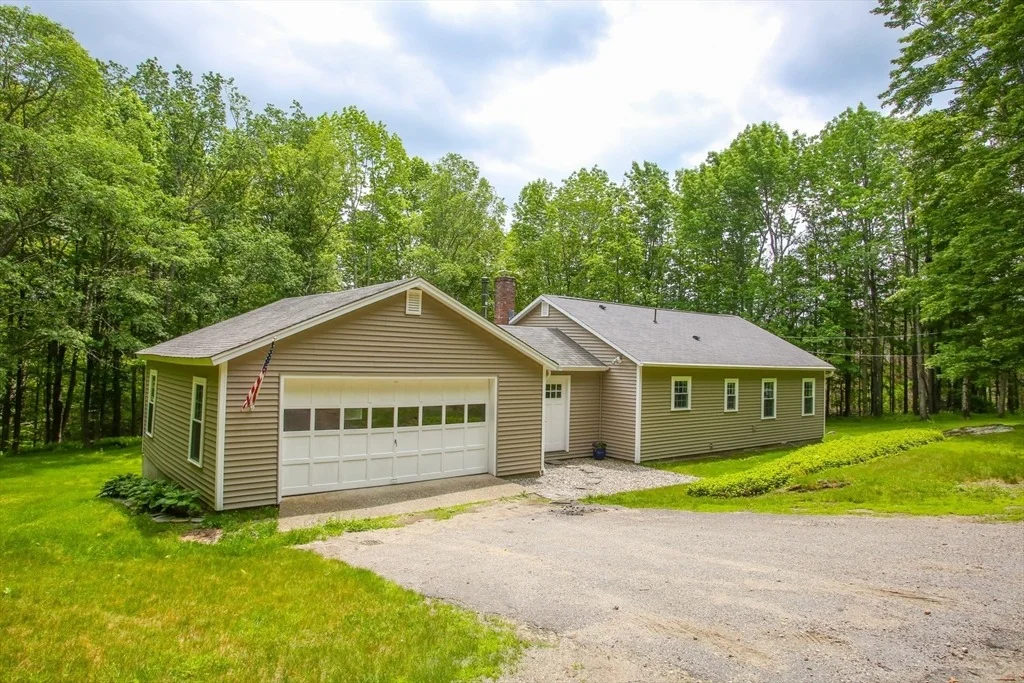 Photo of 127 County Rd