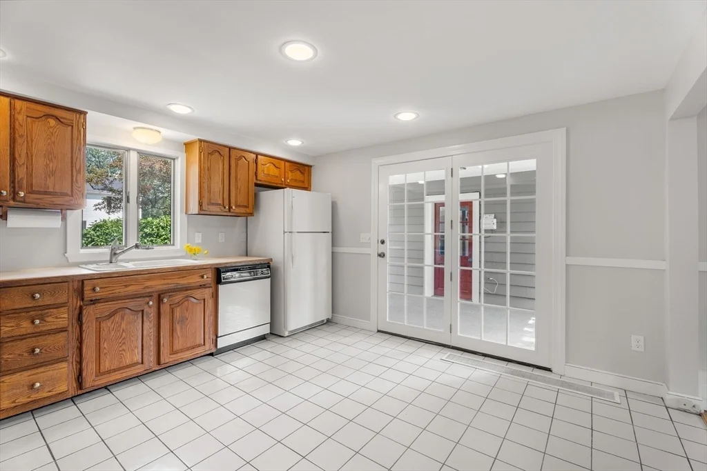 Photo of 20 Oakhurst Rd.