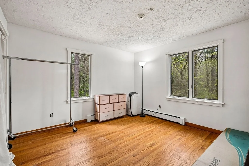 Photo of 157 Robinson Rd