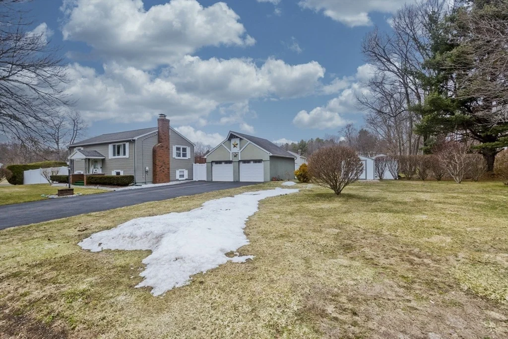 Photo of 125 Pondview Dr