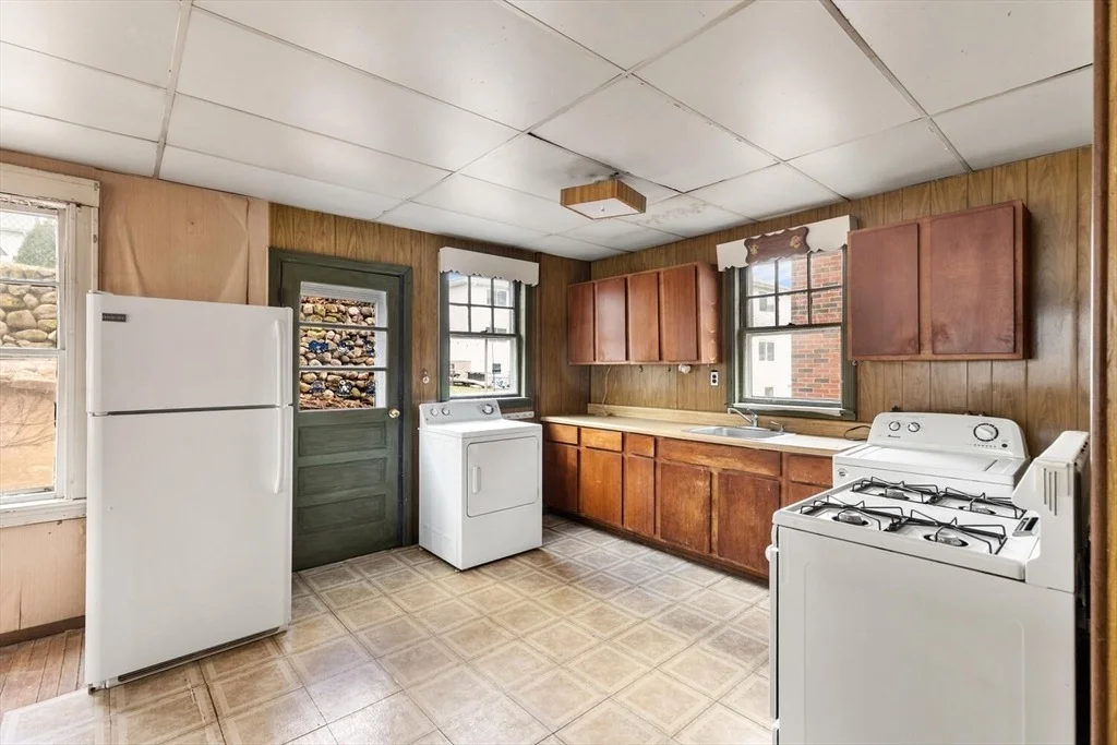 Photo of 312 Charles River Rd
