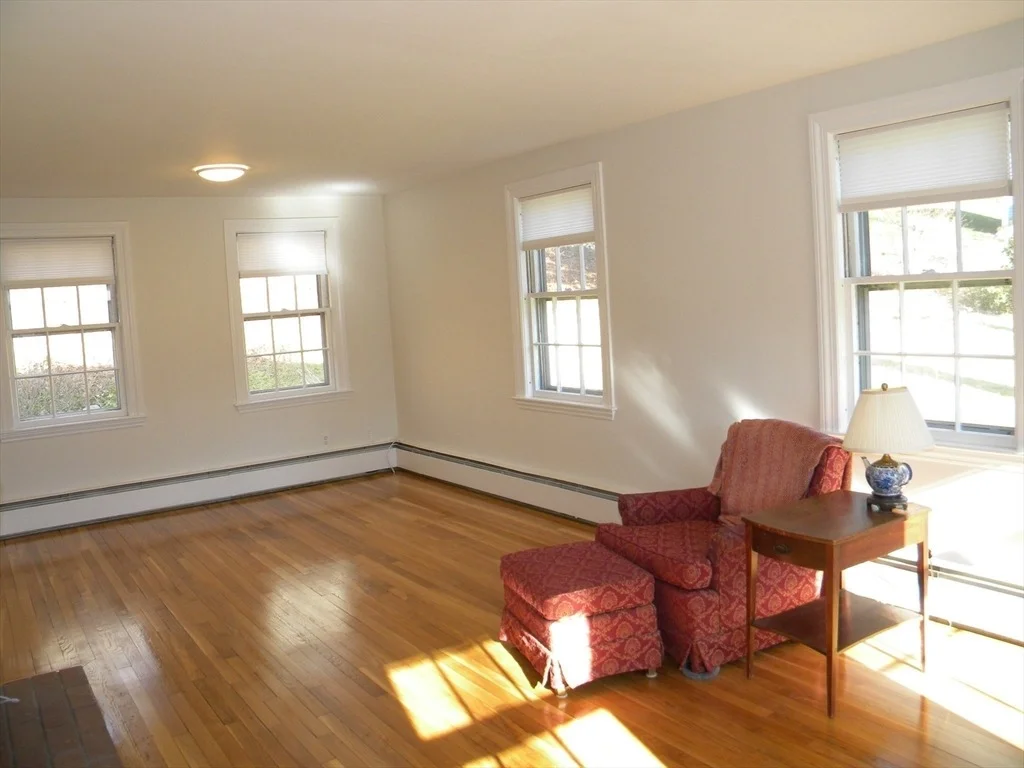 Photo of 21 Lovers Ln