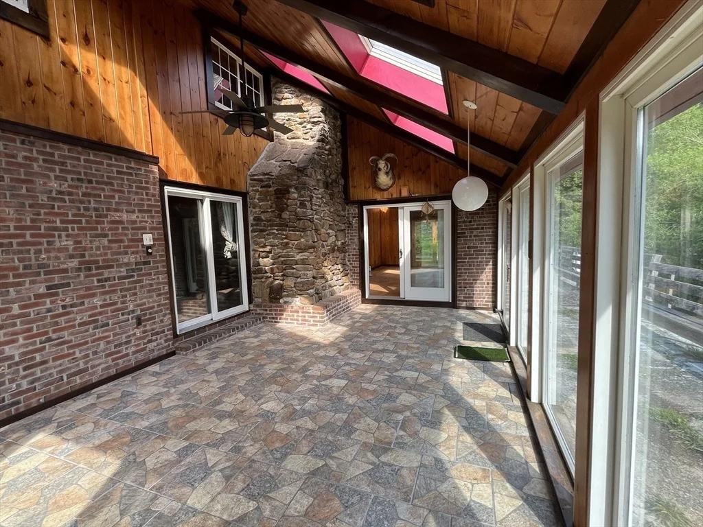 Photo of 30 Little Rest Rd