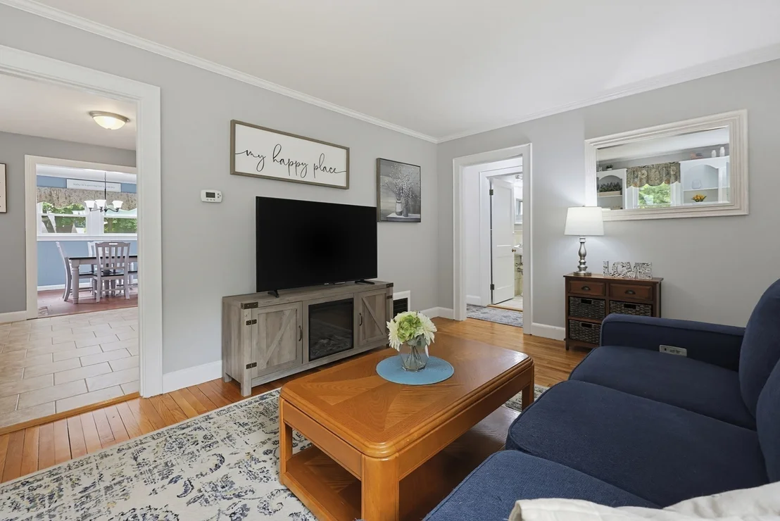Photo of 24 Oak St