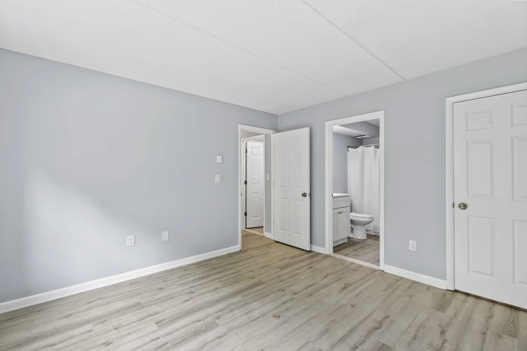 Photo of Unit H at 34 Maple Crest Cir