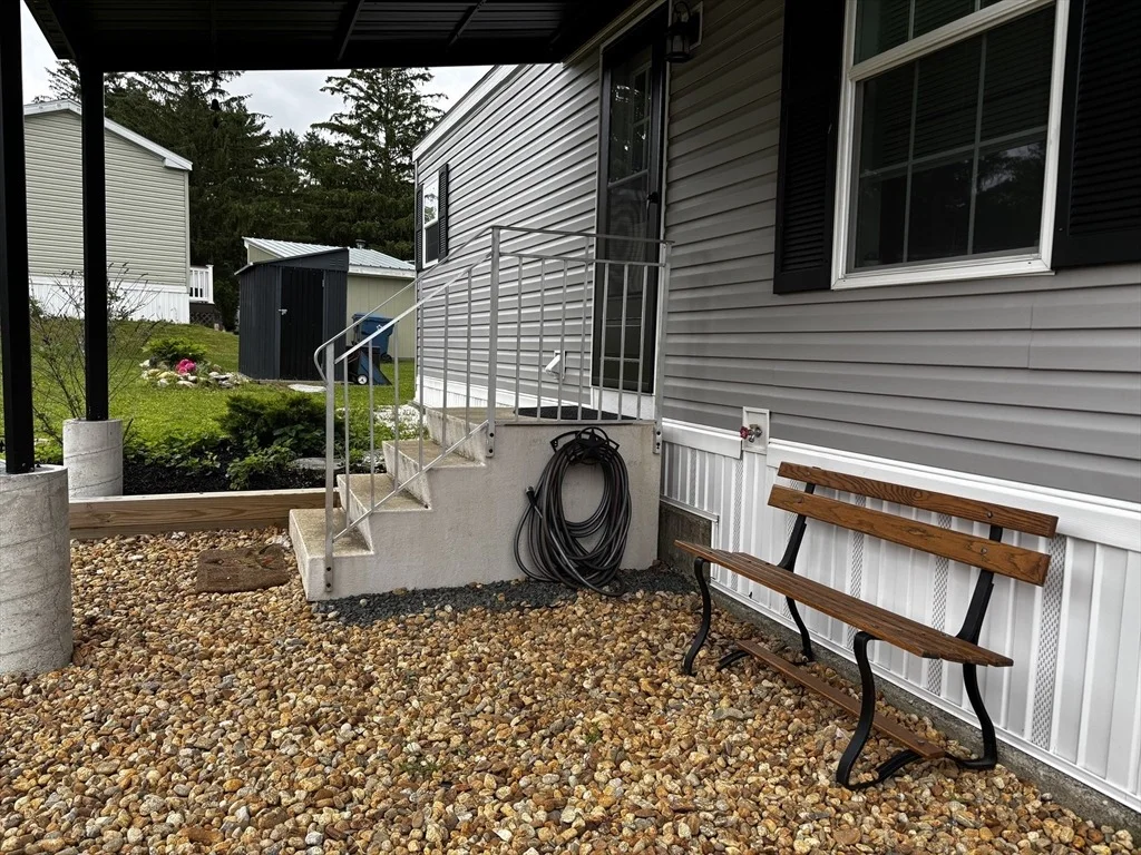 Photo of 6 Seneca Drive