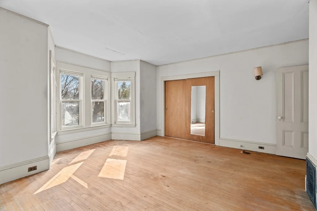 Photo of 367 Elm Street
