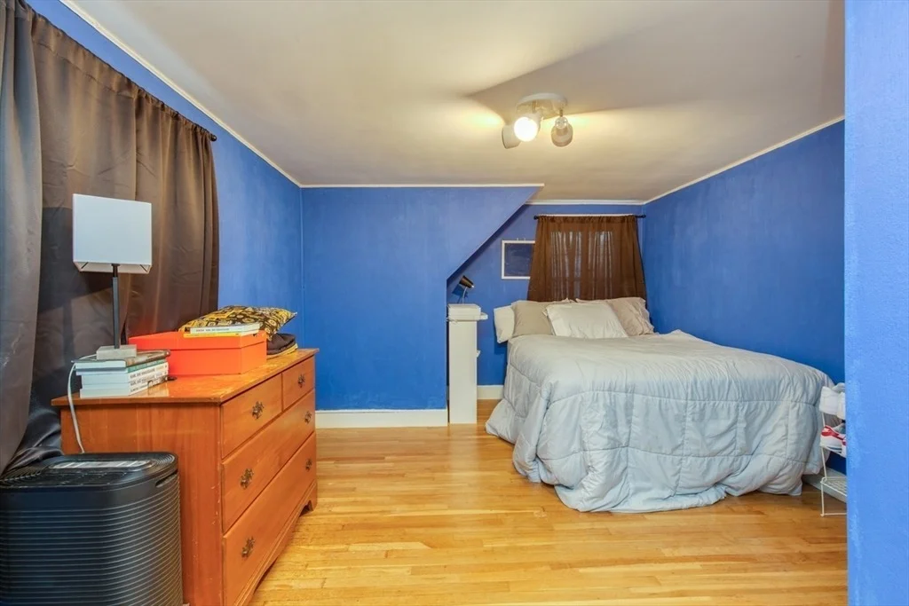Photo of 119 Lawrence St