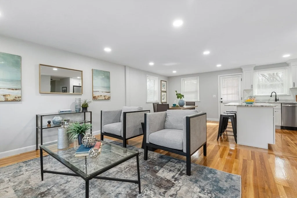 Photo of 8 Potter Rd