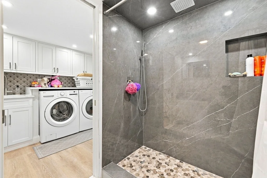 Photo of 161 Summer St