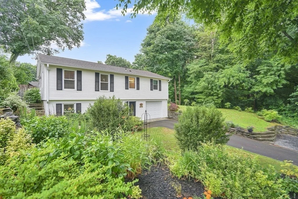Photo of 157 Meadow Rd