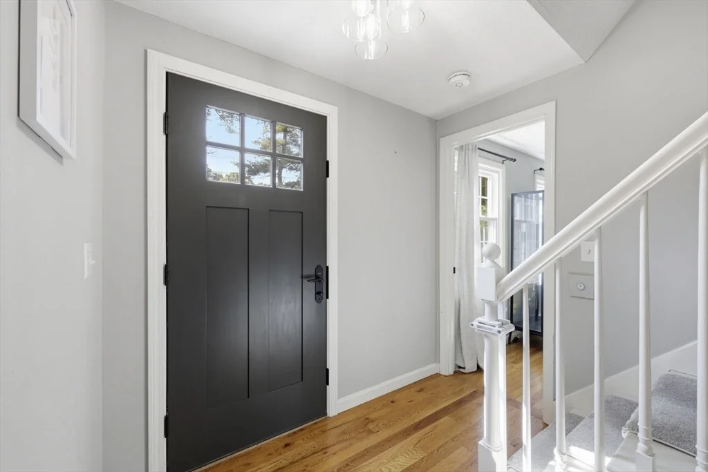 Photo of 175 Pontoosic Rd