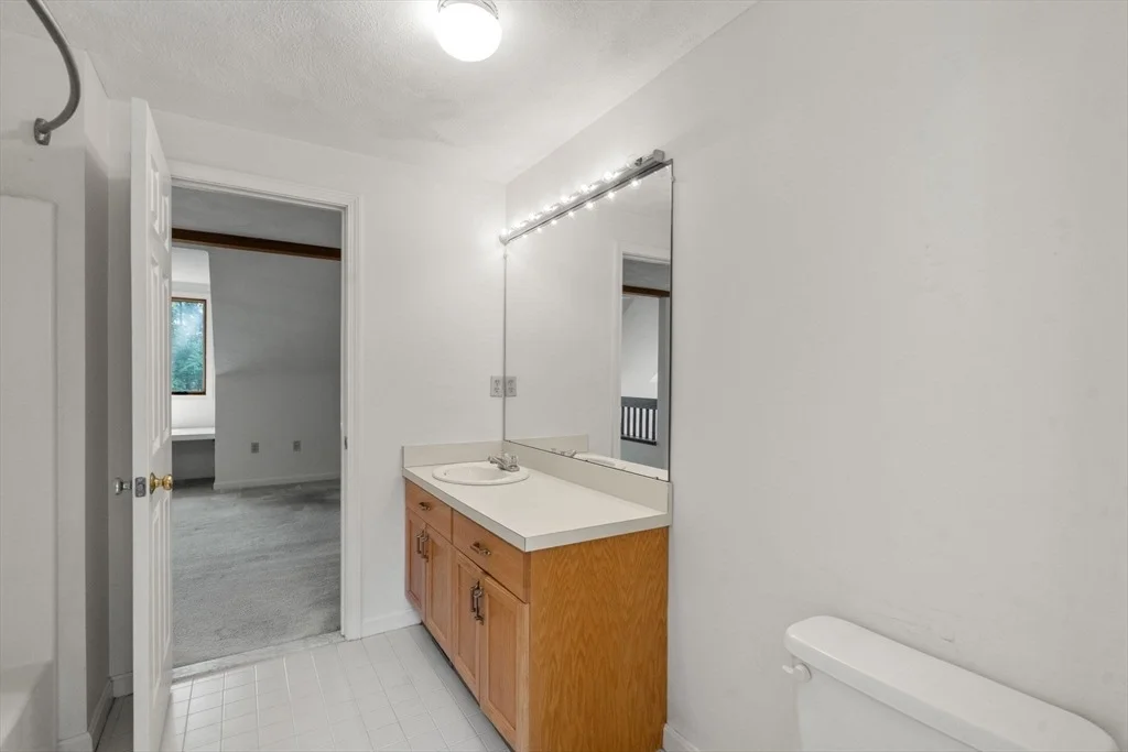 Photo of Unit 1 at 9 Deer Path