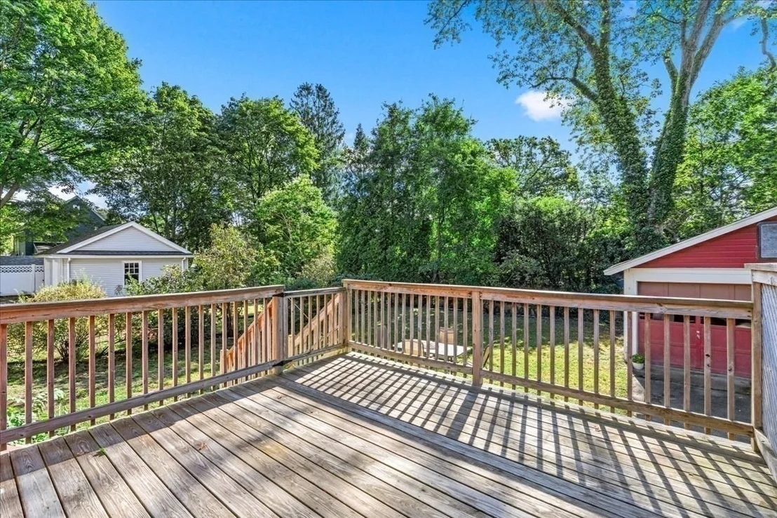 Photo of 18 Fales Road