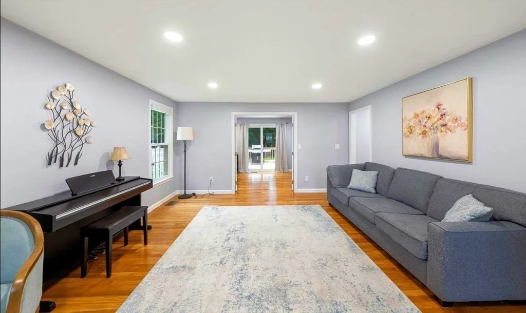 Photo of 14 Dotty Ann Dr