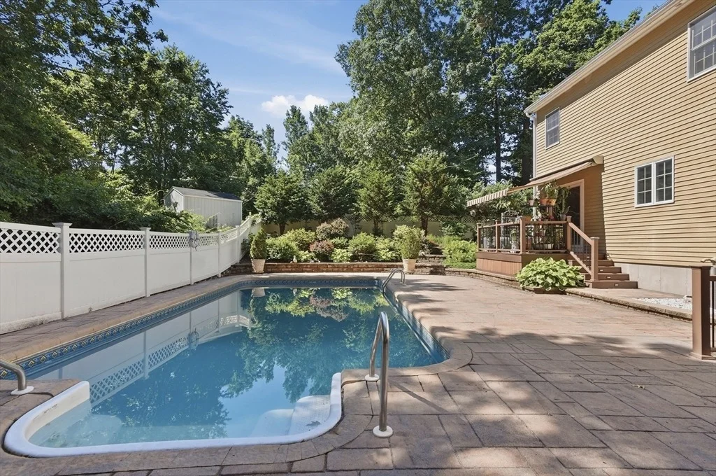 Photo of 2 Towne Hill Road