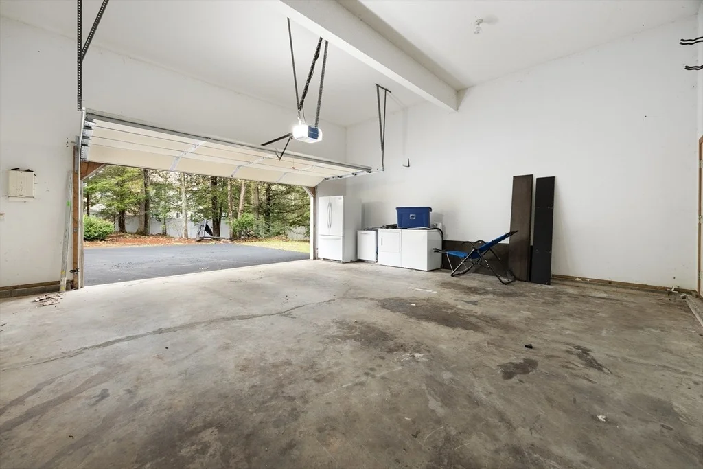 Photo of 4 Pearl Brook Road