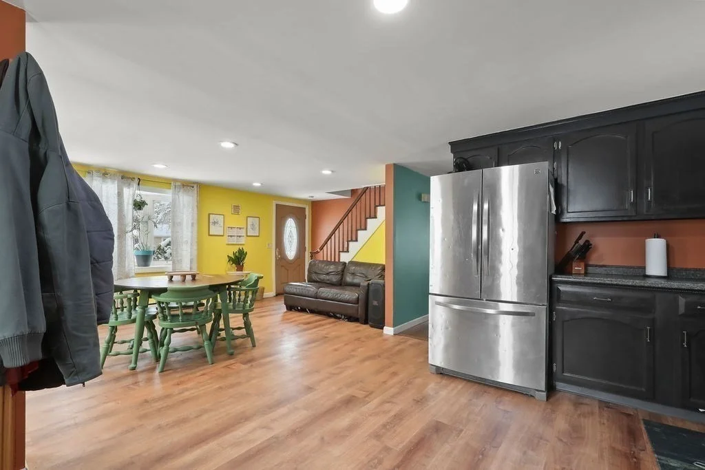 Photo of 4 White Pine Ave