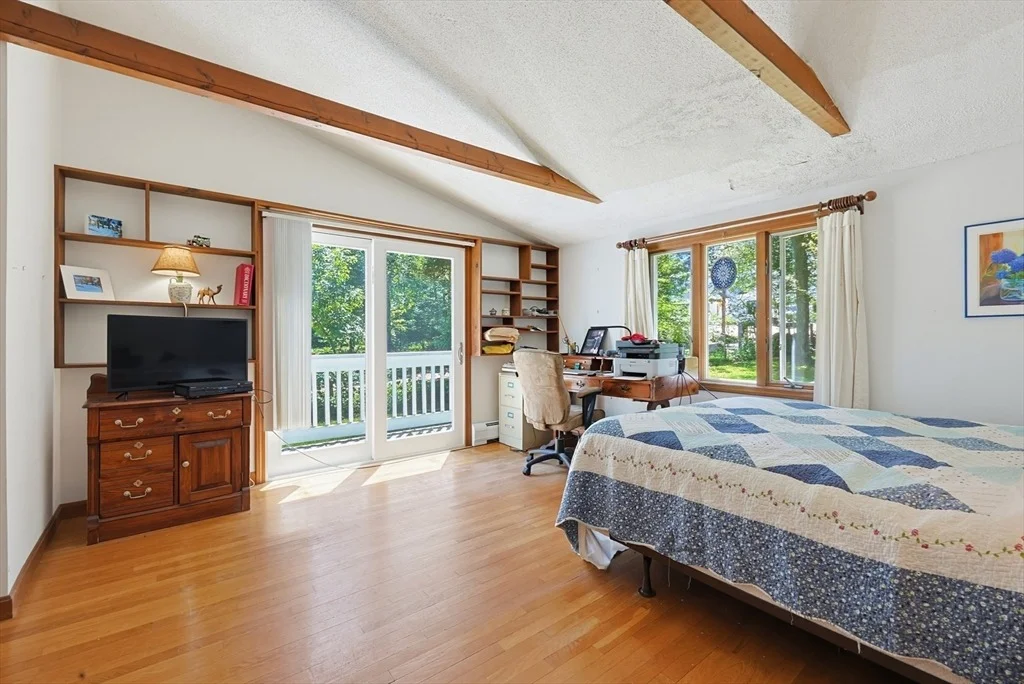 Photo of 1775 Drift Rd