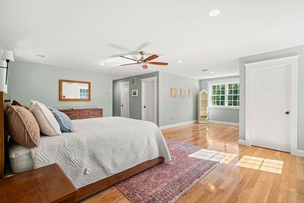 Photo of 431 River St