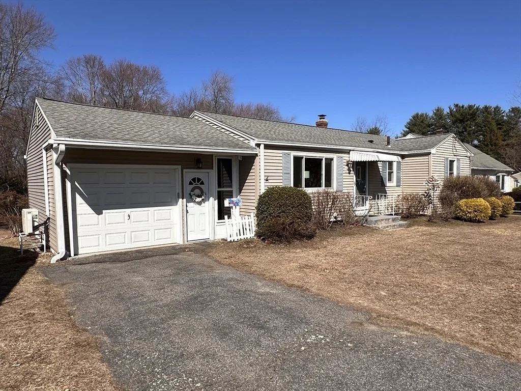 Photo of 240 Mccarthy Ave