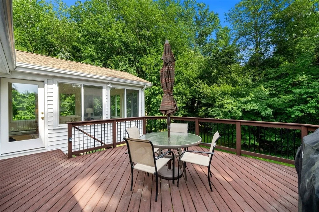 Photo of 21 Freeport Dr