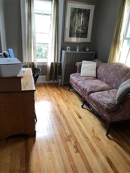 Photo of 250 May St