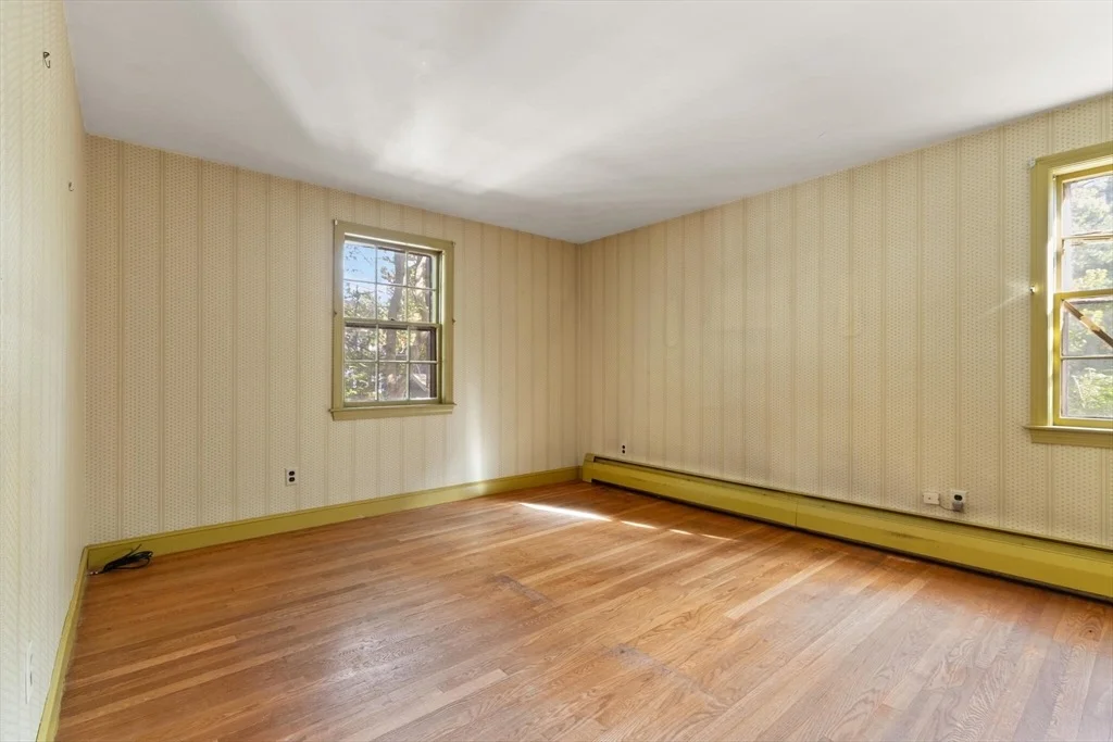 Photo of 12 Whitehall Lane