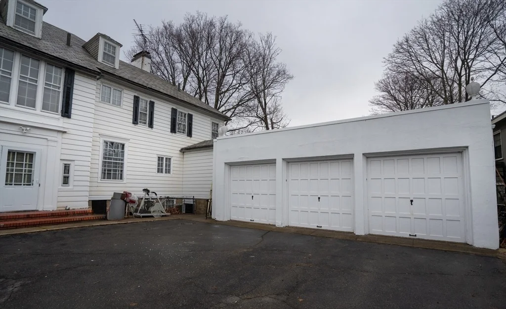 Photo of 190 Ocean St
