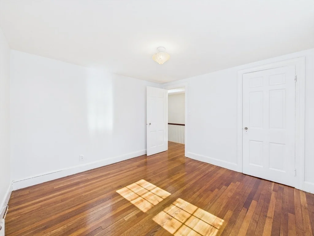 Photo of 35 Carroll Ave