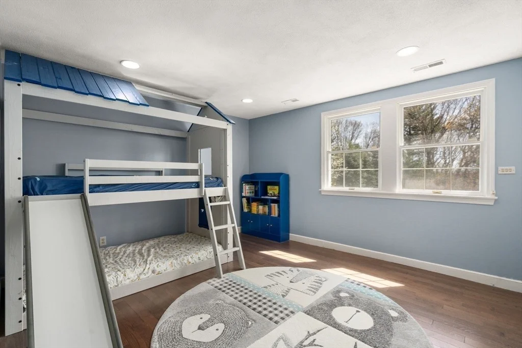 Photo of 11 Scotch Pine Cir