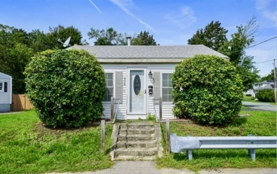 Photo of 936 Centre
