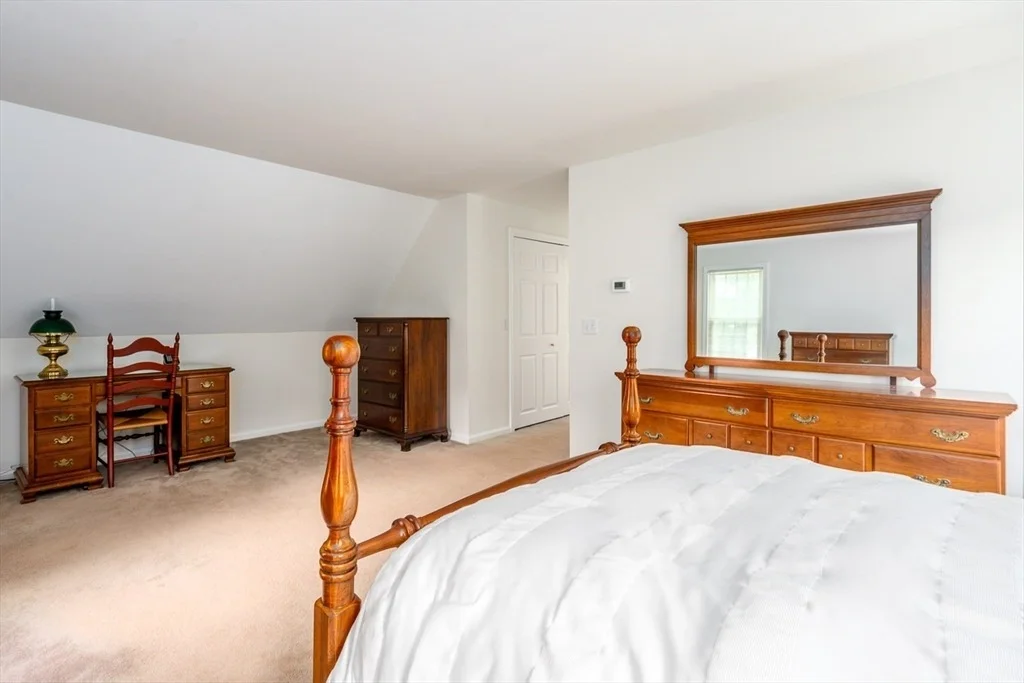 Photo of 21 Rainbow Dr