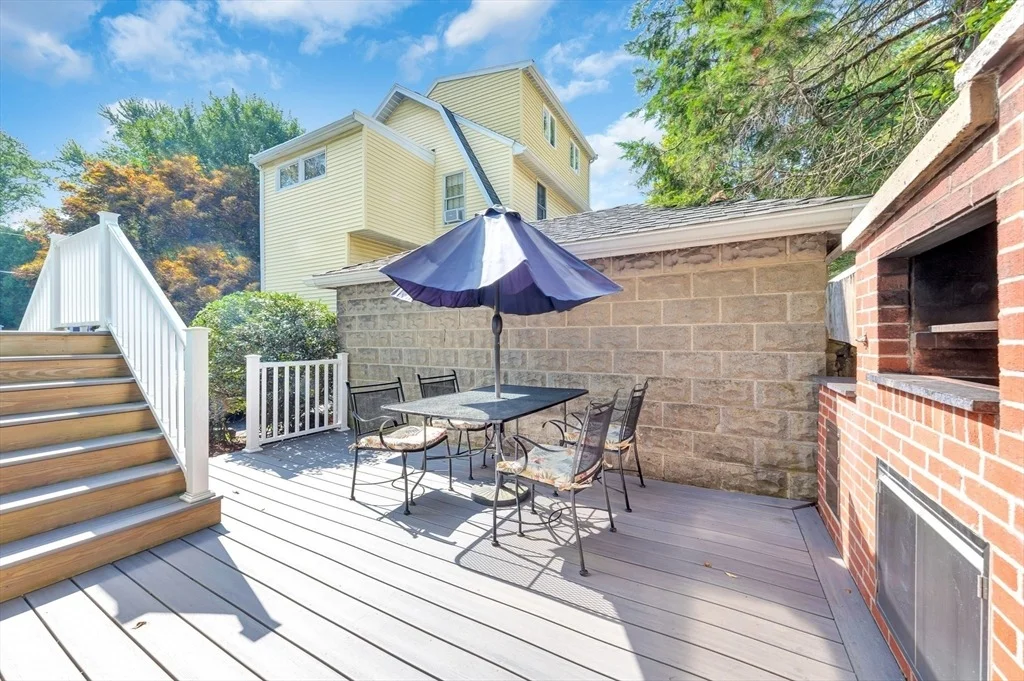 Photo of 321 Park Avenue