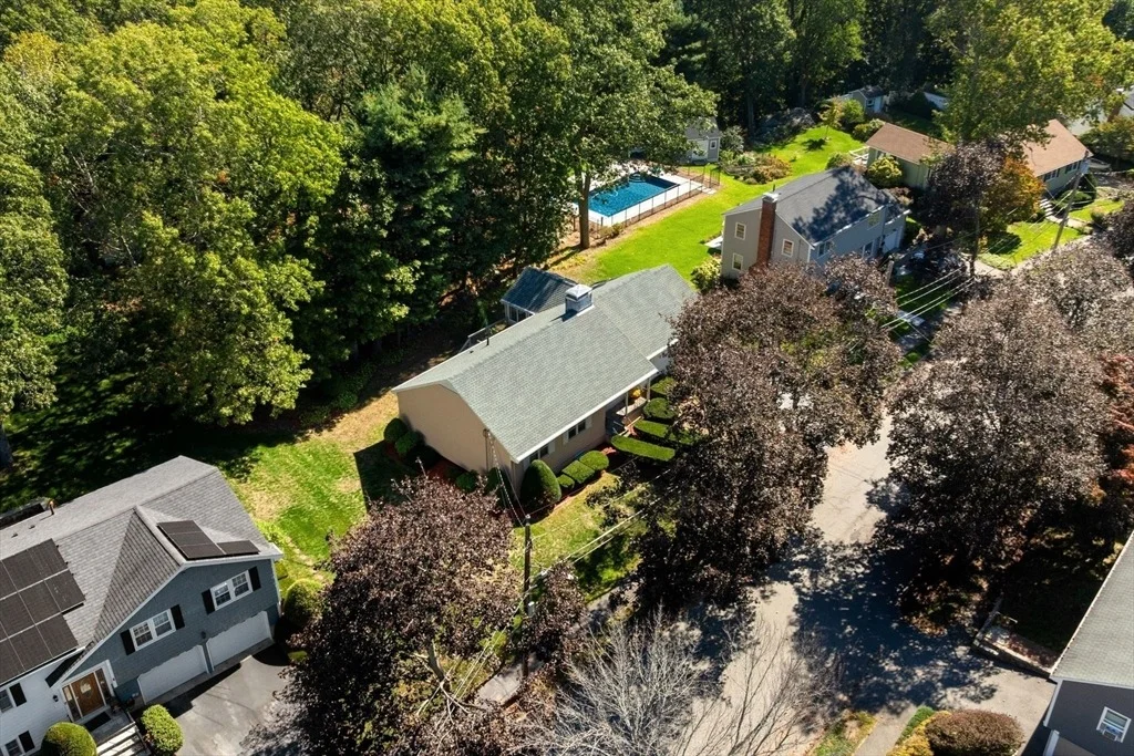 Photo of 39 Walsh Ave