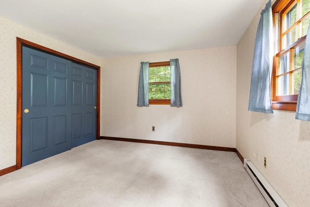 Photo of 653 Townsend Road
