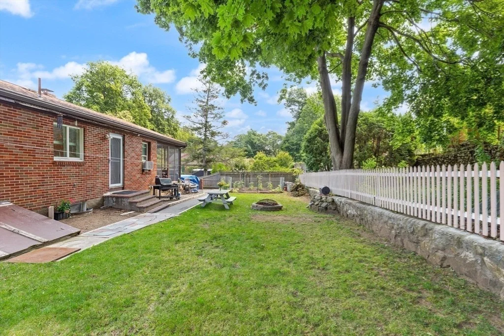Photo of 24 Taylor Rd