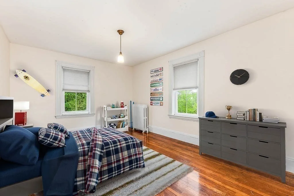 Photo of 85 Emmett Avenue