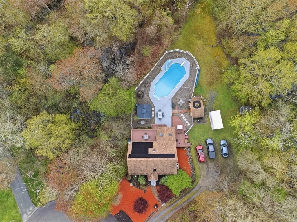 Photo of 35 Chestnut Dr