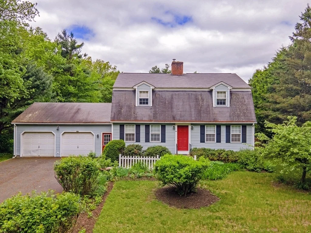 Photo of 486 Turners Falls Road
