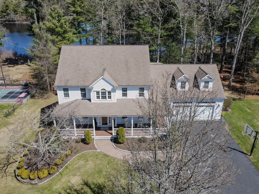 Photo of 31 Hunt Dr