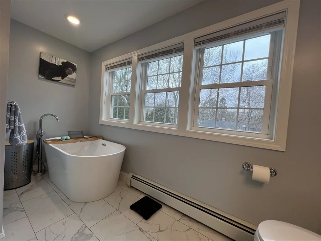 Photo of 17 Meadowbrook Drive