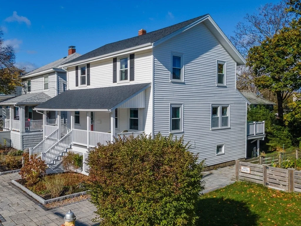 Photo of 9 C St