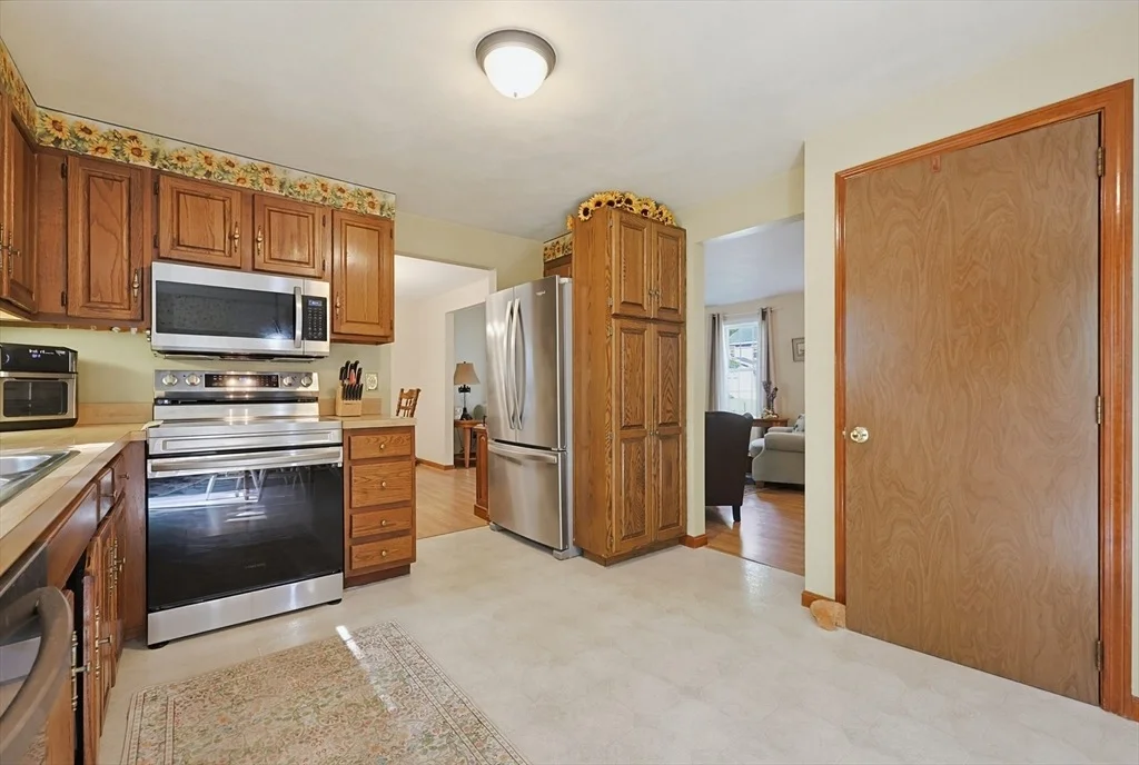 Photo of 7 Hazeltine Rd