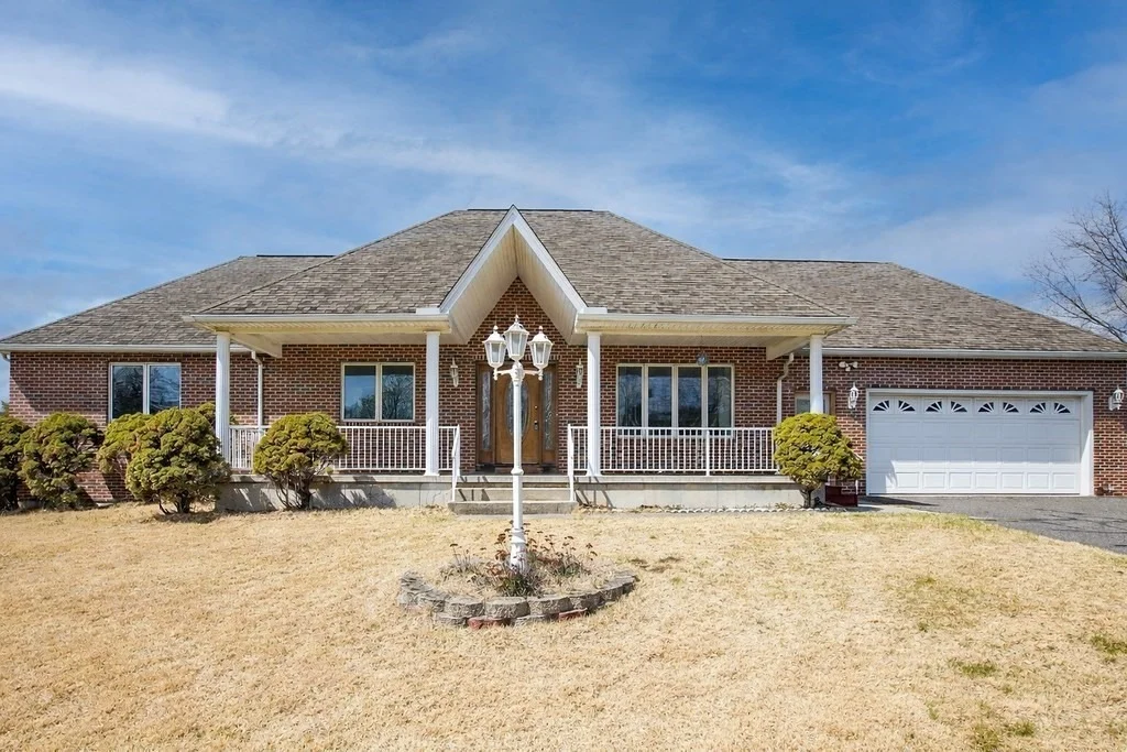 Photo of 62 Parenteau Ct