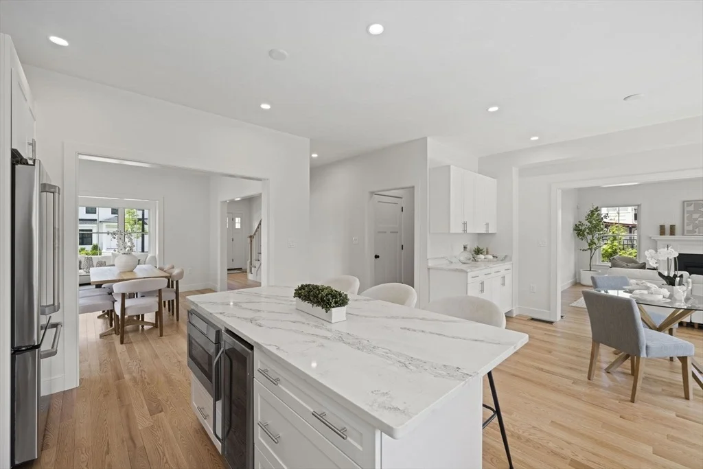 Photo of 9 Mina Way